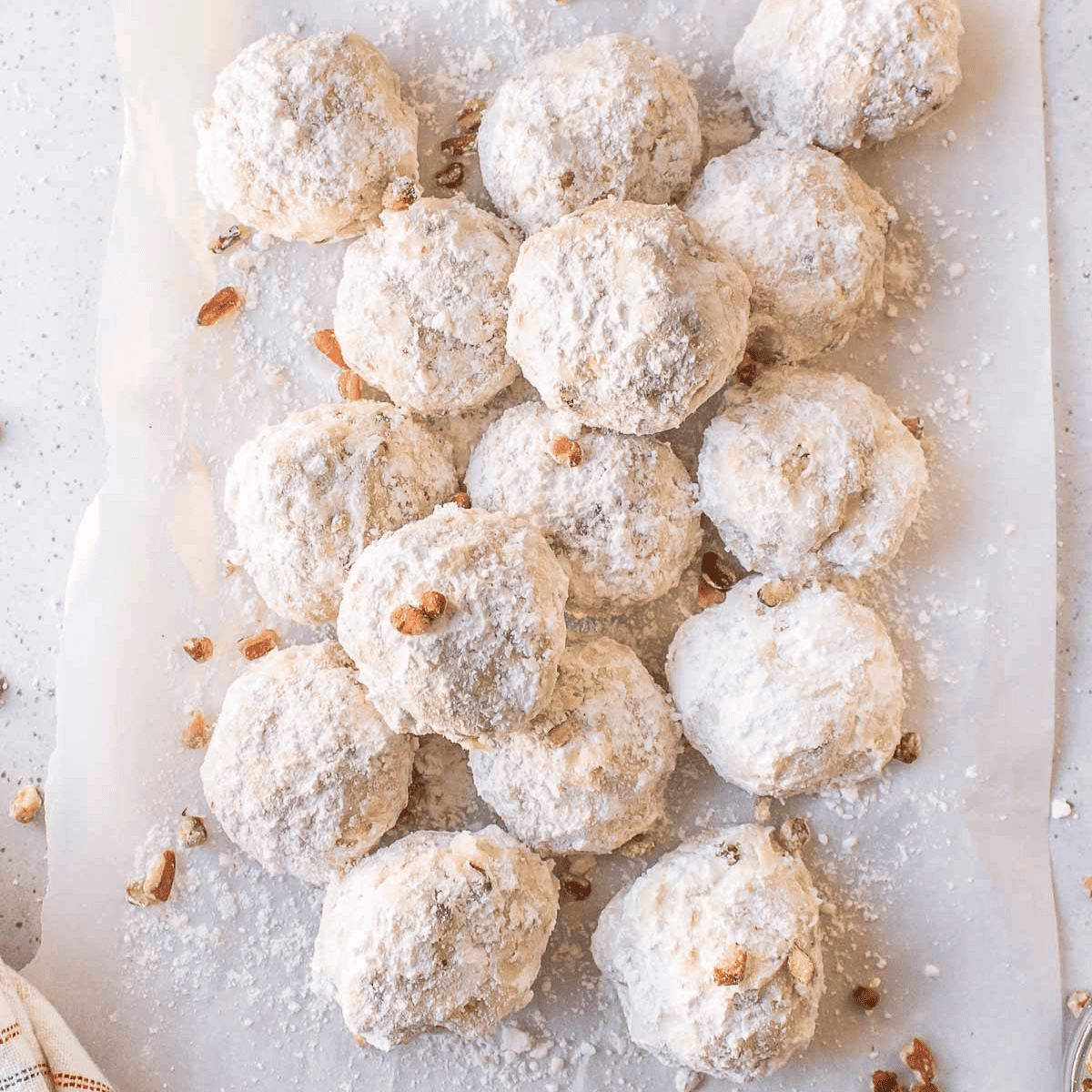 Start a Tradition: Simple Mexican Wedding Cookie Recipe for Family